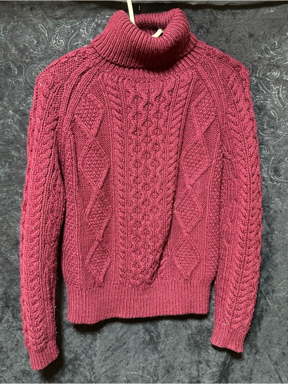 NWOT! SAOL Women’s S Diamond Knit Maroon Cable Turtleneck Sweater